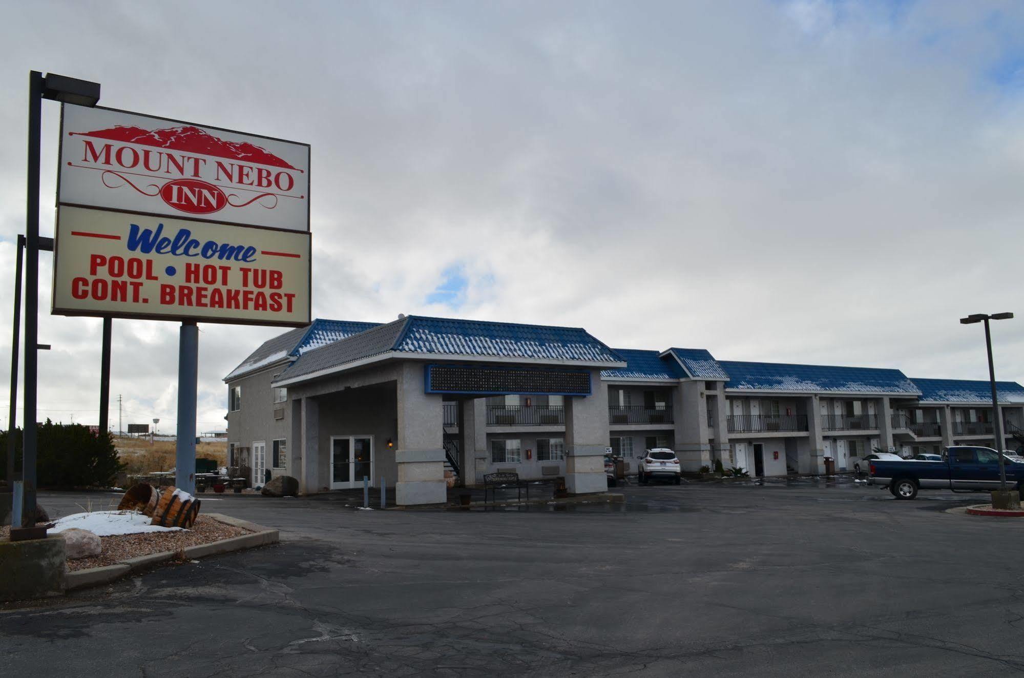 National 9 Mount Nebo Motel Nephi Exterior photo